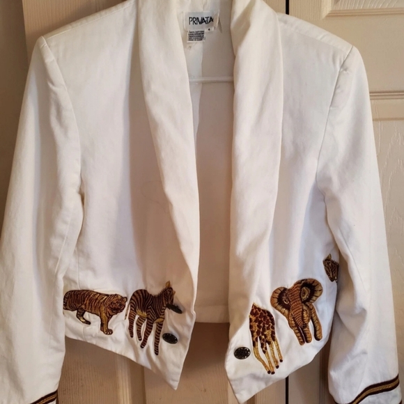 Privata Jackets & Blazers - WHITE WITH GOLD ladies Jacket By PRAVATA SIZE 4
